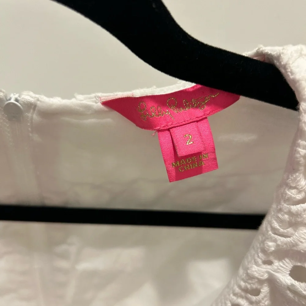 Lilly Pulitzer Roca Eyelet Cotton Crop Top White V-Neck Ruffle Sz 2
